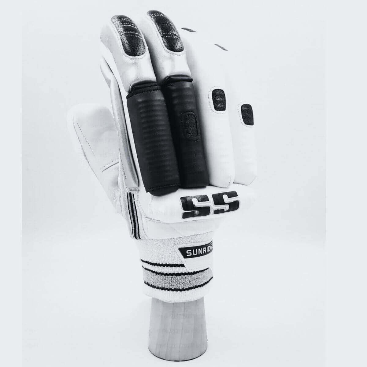 SS  PLAYER EDITION MRH BATTING GLOVES